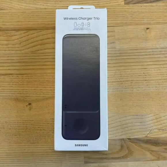 Samsung Wireless Charger Trio 3-in-1 9W Charging Brand New - Picture 1 of 1